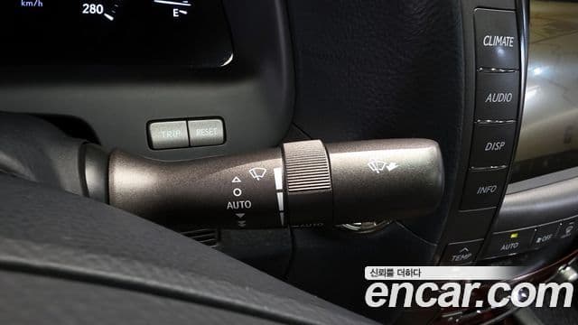 Lexus LS460 XF40, 2009 17