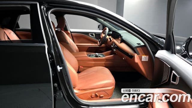 Kia The / новый New K8 гибрид Noblesse Light, 2025 10