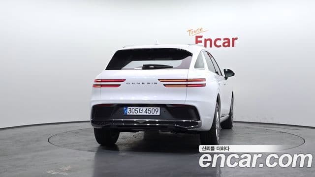 Genesis GV70, 2026 4