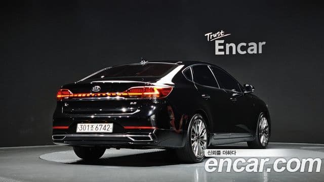 Kia K7 Premier Signature, 2020 2