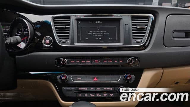 Kia All New Carnival Noblesse, 2018 14