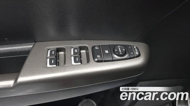 Kia Sportage The / новый Bold Luxury, 2019 19