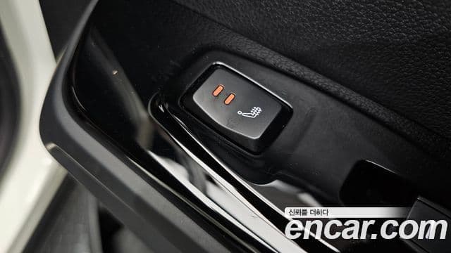 KG모빌리티(SsangYong) Torres Black Edition, 2024 18