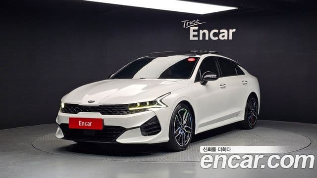Kia K5 3세대 Signature, 2021 1