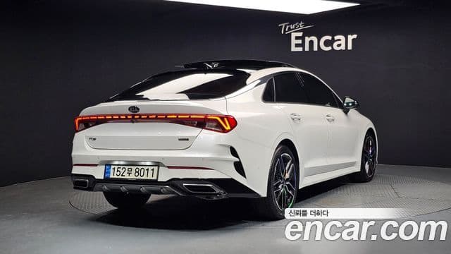 Kia K5 3세대 Signature, 2021 2
