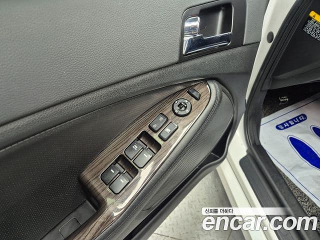 Kia K5 Luxury, 2011 7