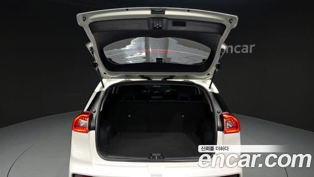 Kia Niro EV Prestige, 2020 20