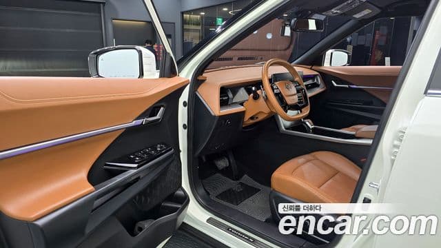 KG모빌리티(SsangYong) Torres T7, 2023 11