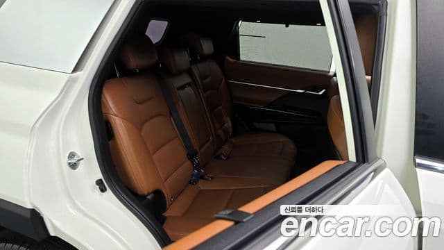 KG모빌리티(SsangYong) Torres T7, 2023 12