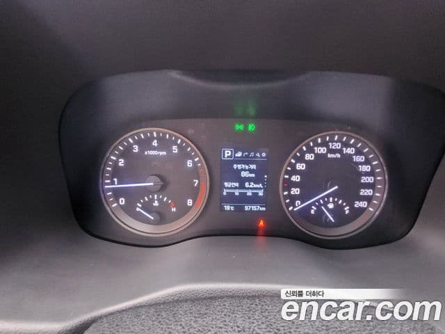 Hyundai All New Tucson Modern, 2017 8