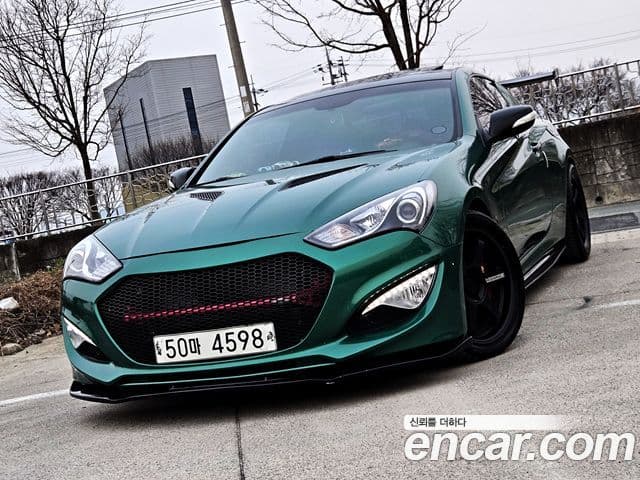 Hyundai Genesis купе GT-R, 2010 11