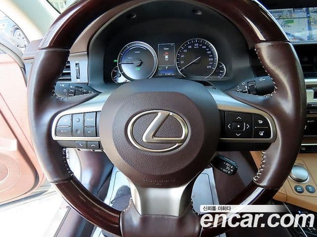 Lexus New ES300h XV60, 2017 8