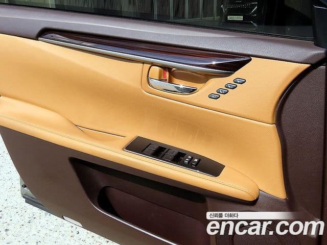 Lexus New ES300h XV60, 2017 11