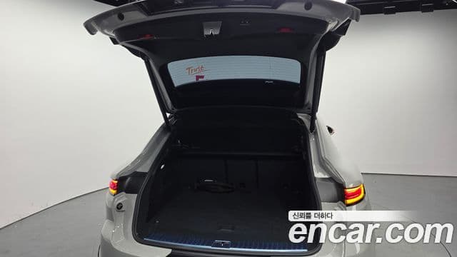 Porsche Cayenne (PO536) 3.0 E-гибрид купе, 2025 20