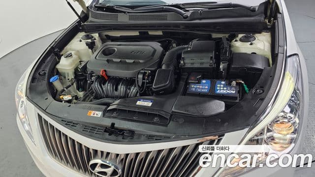 Hyundai Grandeur HG Modern, 2016 6