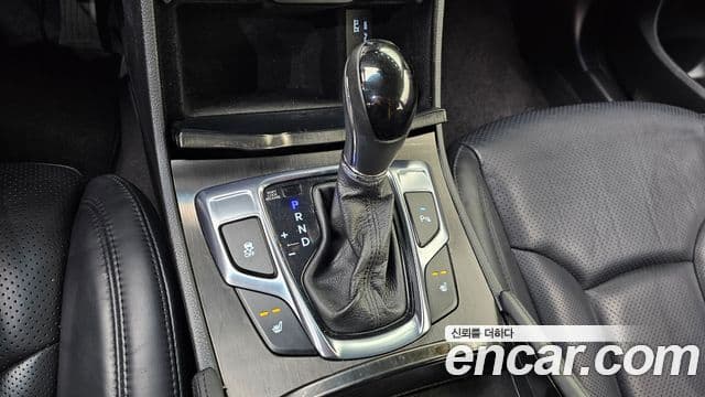 Hyundai Grandeur HG Modern, 2016 9