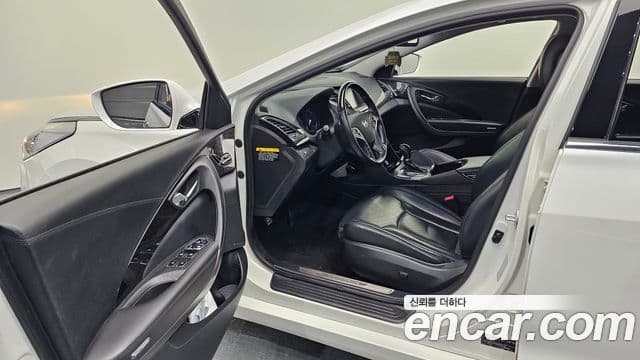 Hyundai Grandeur HG Modern, 2016 10