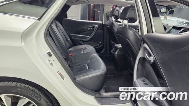 Hyundai Grandeur HG Modern, 2016 12