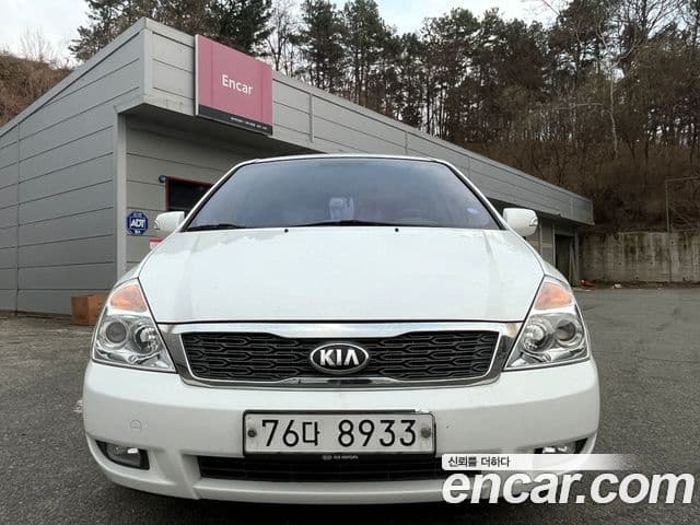 Kia Carnival R люксовая версия, 2014 3