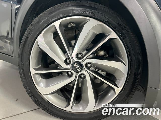 Kia Niro Noblesse, 2018 все фото