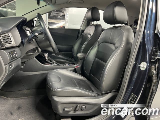 Kia Niro Noblesse, 2018 15