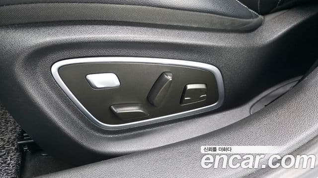 Renault Korea(Samsung) SM6 2.0 LPe RE (для людей с инвалидностью), 2017 17