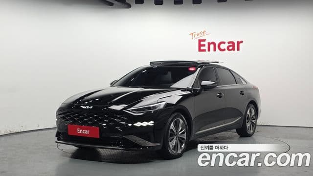 Kia K8 гибрид Signature, 2022 1