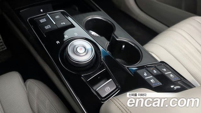 Kia K8 гибрид Signature, 2022 9