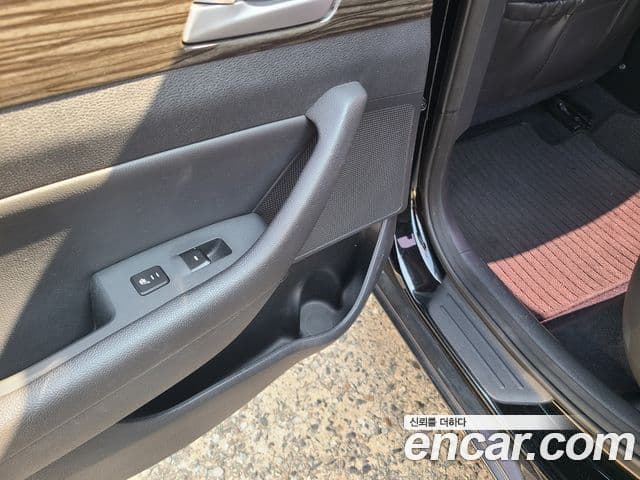 Hyundai LF Sonata 2.0 Smart, 2015 11