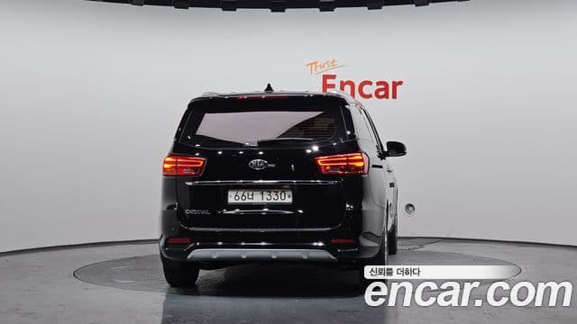 Kia The / новый New Carnival Special, 2019 4