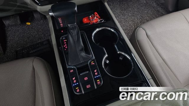 Kia The / новый New Carnival Special, 2019 9