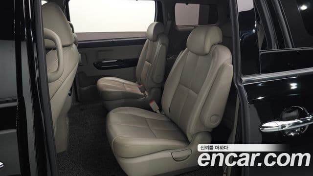 Kia The / новый New Carnival Special, 2019 12