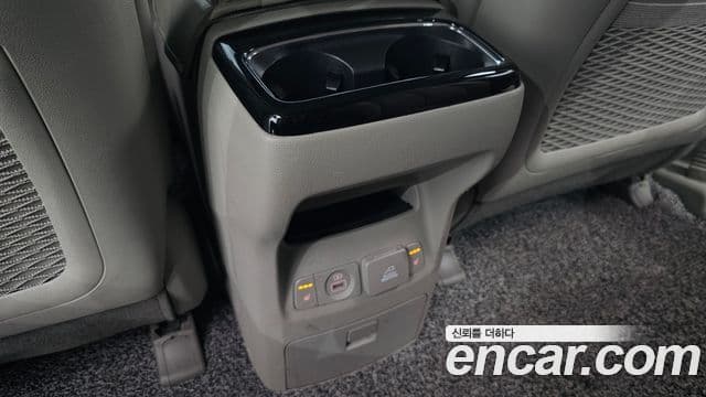 Kia The / новый New Carnival Special, 2019 19