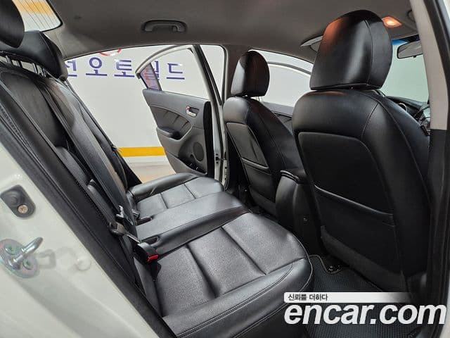 Kia K3 Prestige, 2013 17