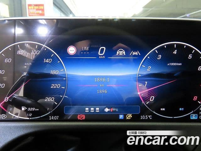 Mercedes-Benz E-класс W214 Avantgarde, 2025 8