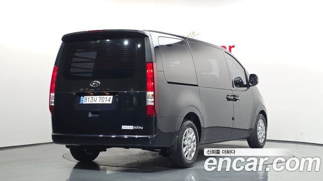 Hyundai Staria Modern, 2023 2