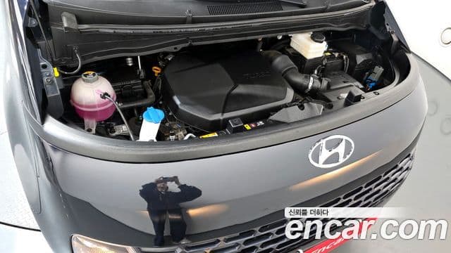 Hyundai Staria Modern, 2023 6