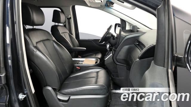 Hyundai Staria Modern, 2023 11