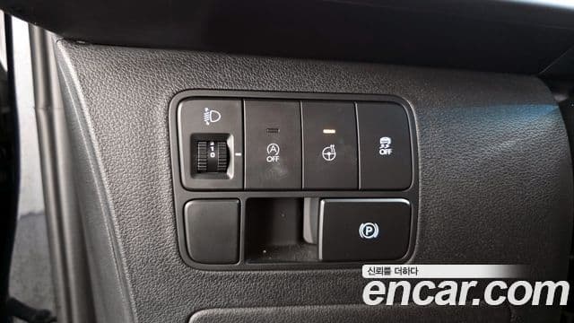 Hyundai Staria Modern, 2023 13