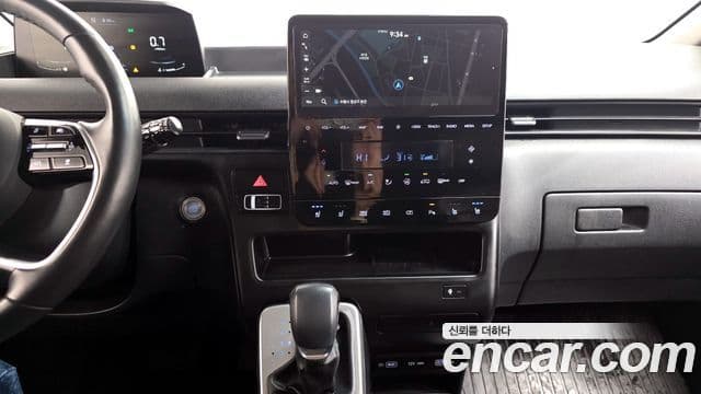 Hyundai Staria Modern, 2023 16