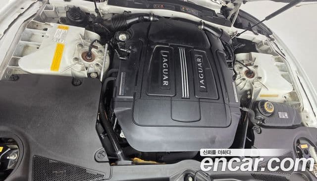 Jaguar XKR X150, 2013 6