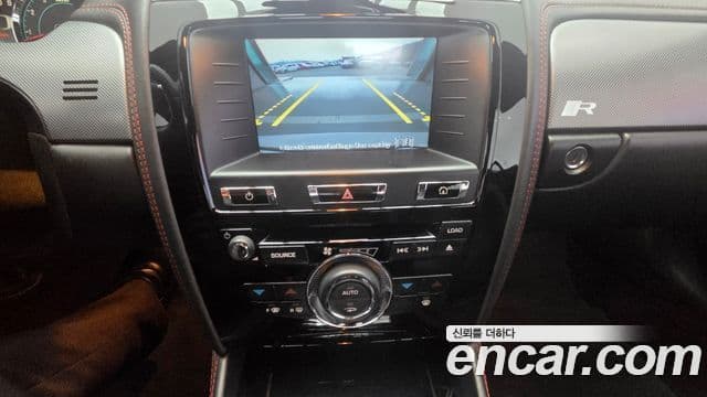 Jaguar XKR X150, 2013 10