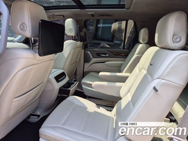 Cadillac Escalade 5세대 Sport Platinum, 2021 13