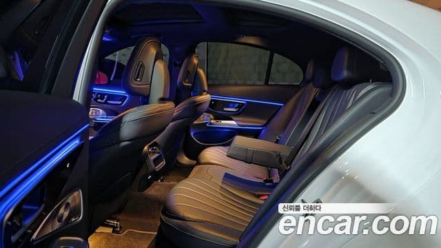 Mercedes-Benz E-класс W214 Exclusive, 2024 11