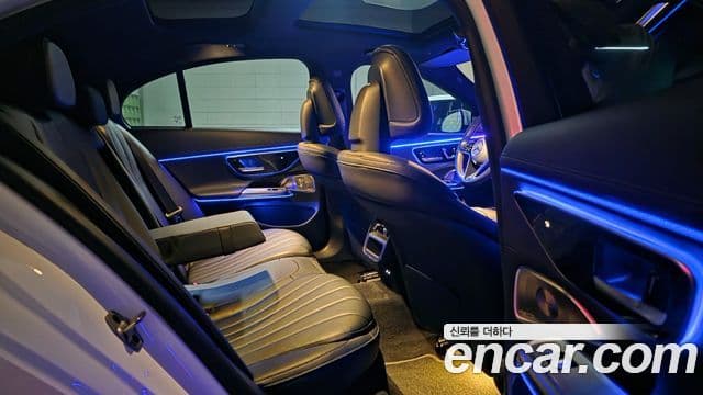 Mercedes-Benz E-класс W214 Exclusive, 2024 12