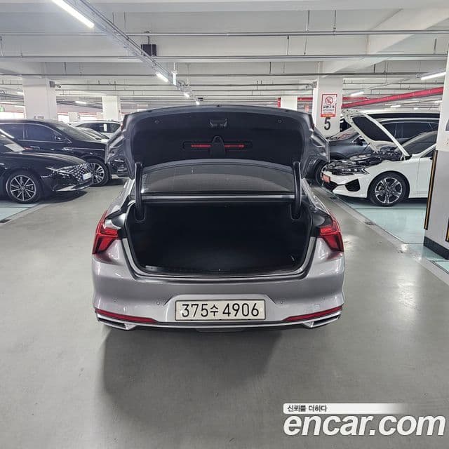 Kia K8 Trendy(таксомоторный тип), 2023 4