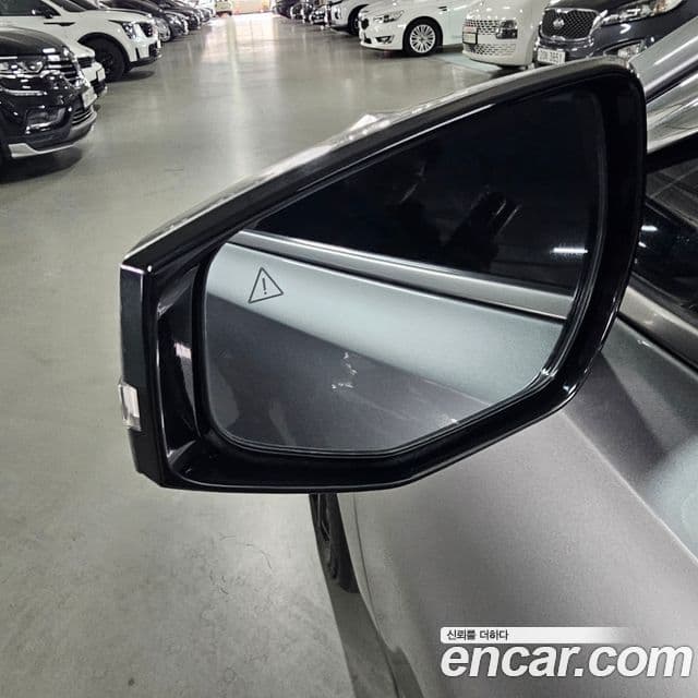 Kia K8 Trendy(таксомоторный тип), 2023 7