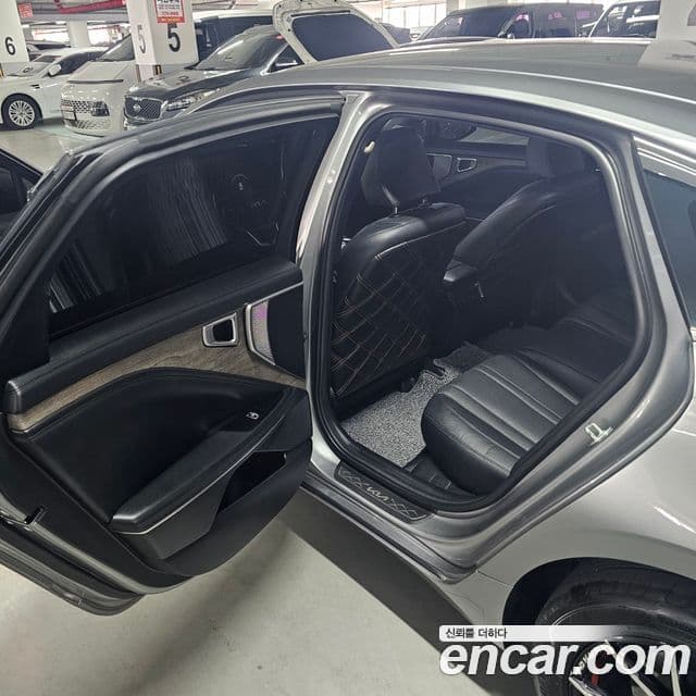 Kia K8 Trendy(таксомоторный тип), 2023 10