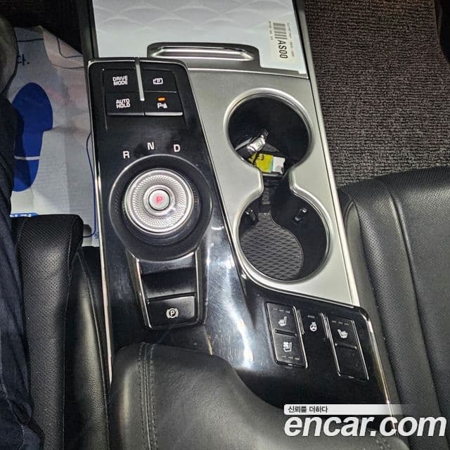 Kia K8 Trendy(таксомоторный тип), 2023 18