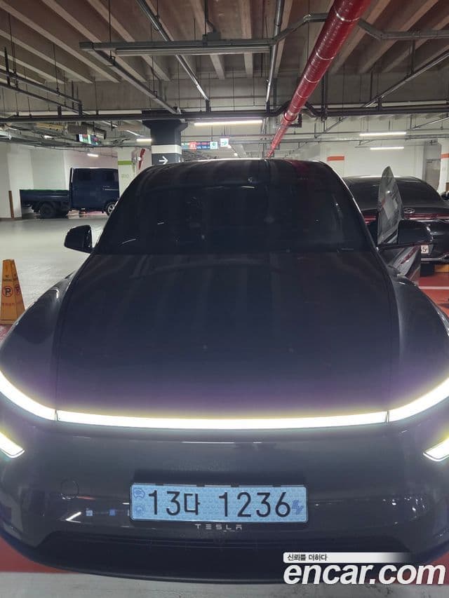 Tesla модель Y, 2025 1